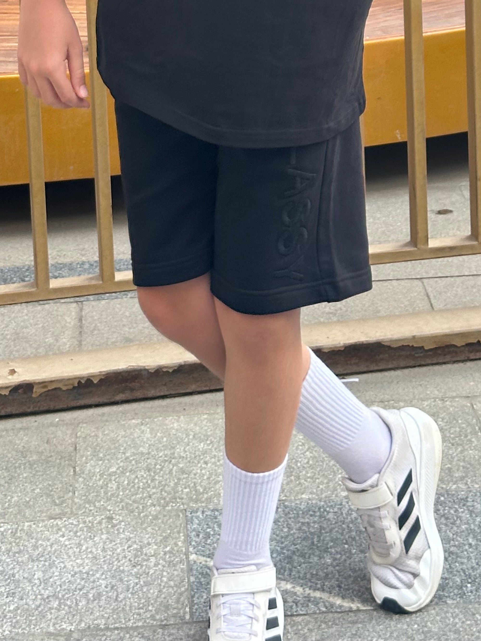 Black short