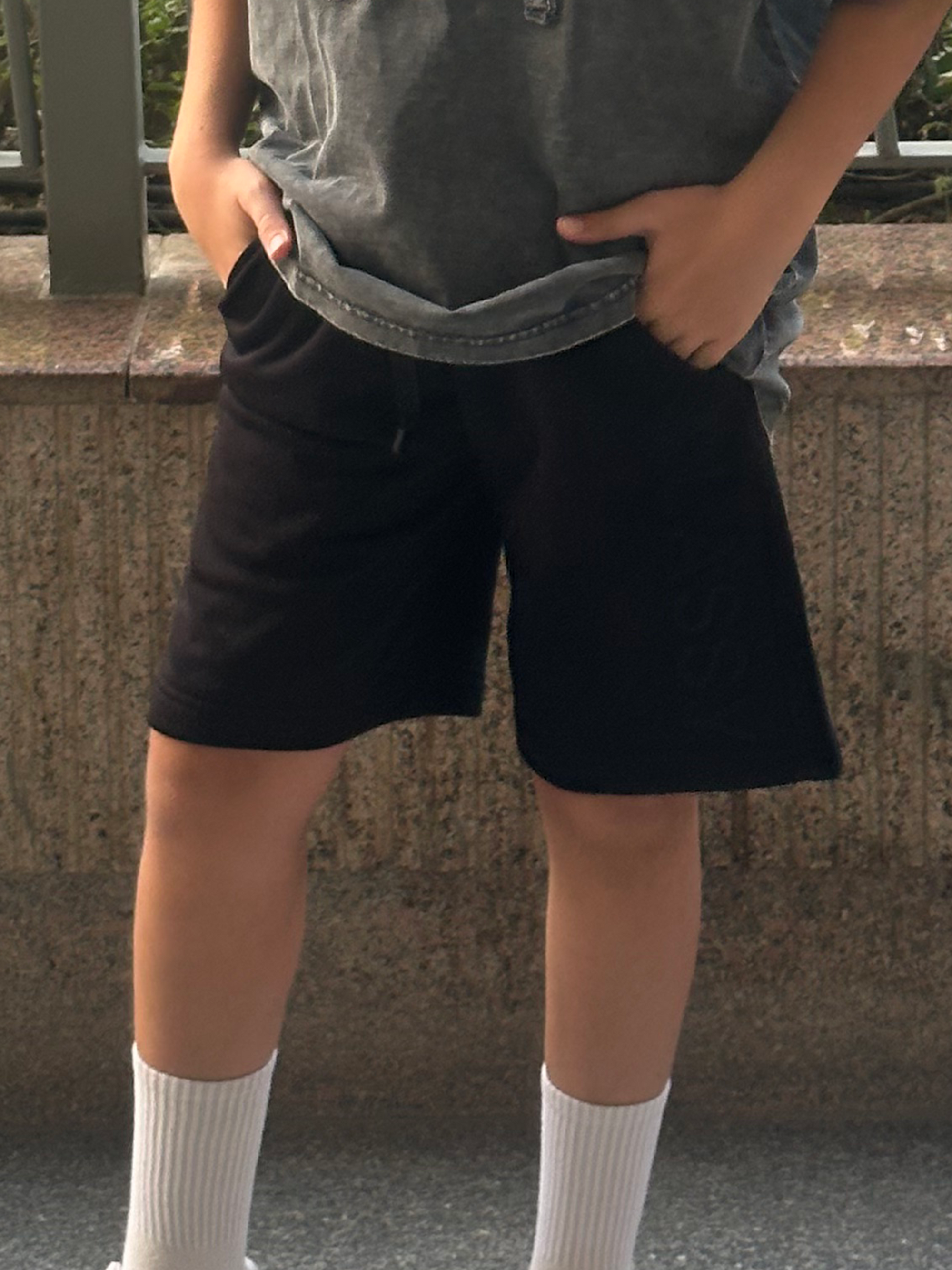 Black short
